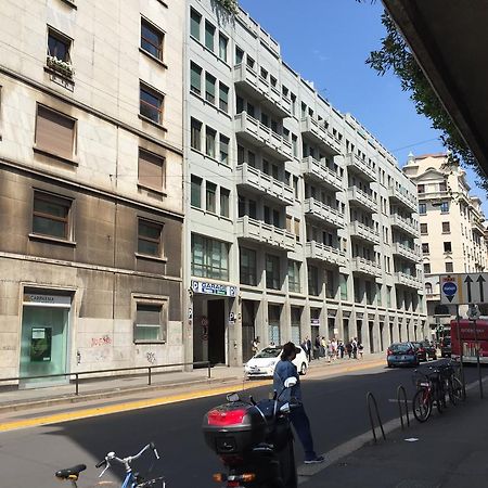 Apartments Sforza Milan Bagian luar foto